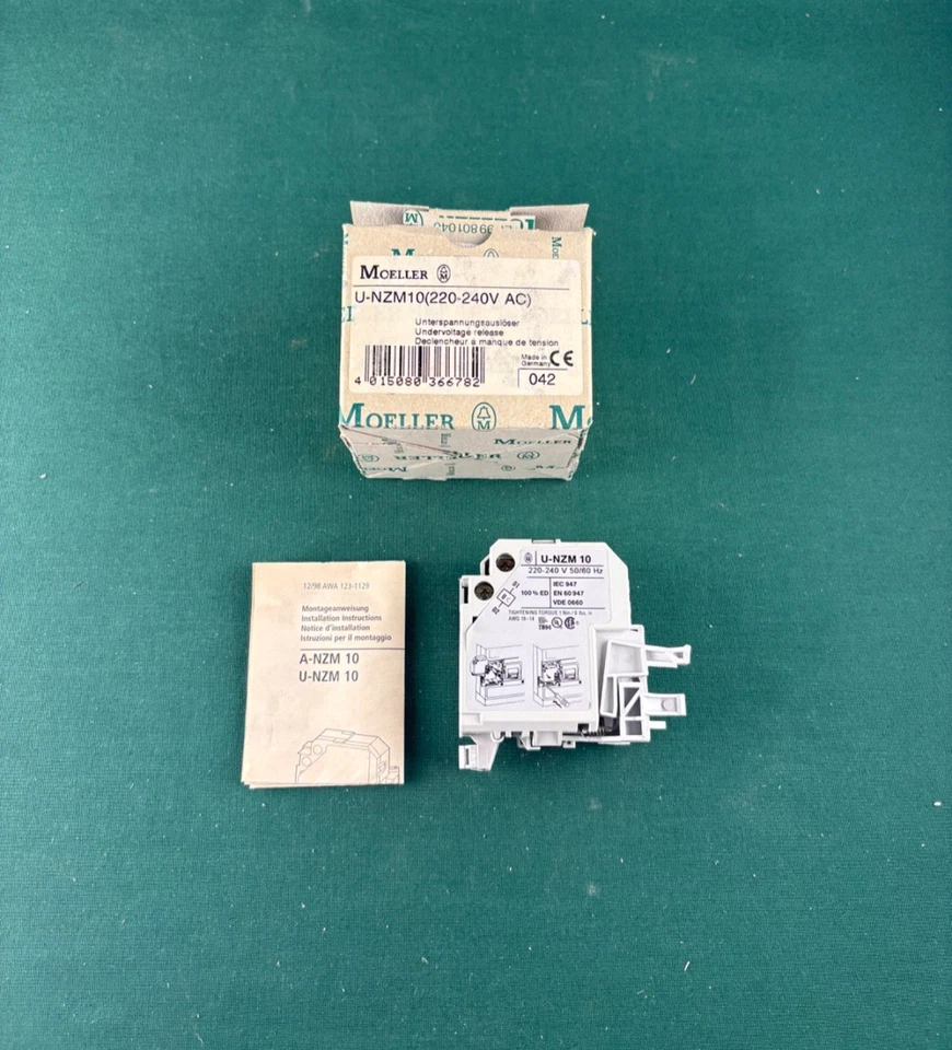 Disparador de baja tensión Moeller U-NZM10 (220-240V AC) (#MOE15) Foto 1 de 1