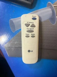 LG 6711A20066L AC Remote Control LB1000ER AKB73016010 - Picture 1 of 8