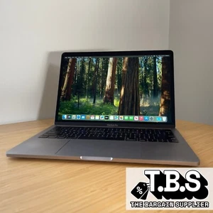 Apple MacBook Pro (13-inch, 2019) 2.8GHz Quad-core i7 - 256GB SSD / 16GB RAM - Picture 1 of 8