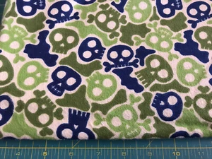 Skull 35" X 42" Flannel fabric #274 - Picture 1 of 1