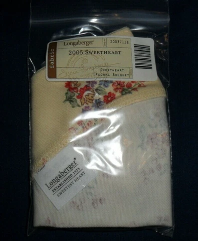 Longaberger 2005 Sweetheart Sweetest Heart Basket Fabric Liner in Floral Bouquet Cover