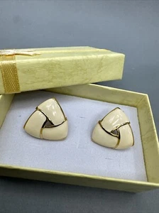Vintage Monet gold tone & Cream enamel Triangle Swirl 80’s 90s pierced earrings - Picture 1 of 8