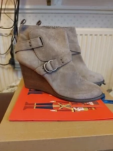 Lucky Brand Ladies Ankle Boot Taupe Suede Leather UK 7 Wedge Heel - Picture 1 of 18