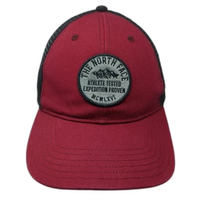 Sombrero de camionero The North Face Snapback rojo talla única malla ajustable trasero 6 paneles Foto 1 de 4