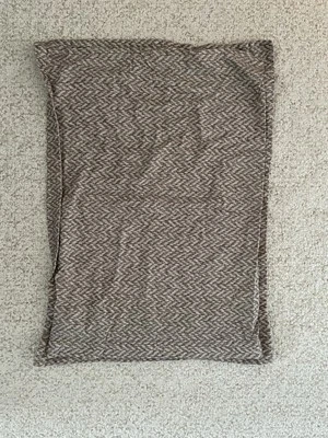 1 Almohada Estándar Ralph Lauren Marylebone Brantley Marrón Falso/Crema 21 x 28 Foto 1 de 4