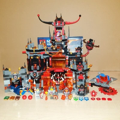 LEGO NEXO KNIGHTS - 70323 - JESTRO'S VOLCANO LAIR - GREAT COND, INC INSTRUCTIONS - Image 1 of 3