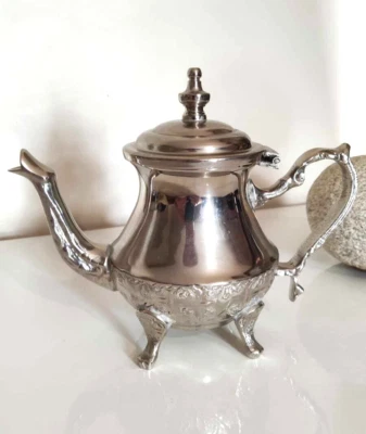 haute qualité théière marocaine en cuivre argenté fait à la main - vintage - Photo 1/4