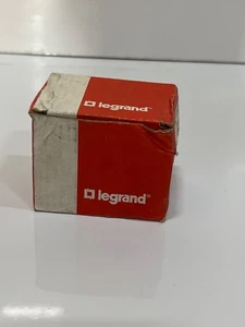 Legrand 028139 - UNDERVOLTAGE RELEASE - Picture 1 of 7