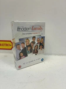 Modern Family Complete Seasons 1-5 DVD Box Set New Sealed 17 Discs 120 Episodes - Picture 1 of 2