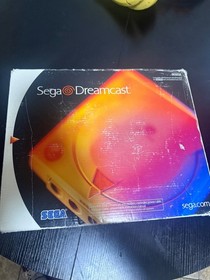 SEGA Dreamcast w two games, two controllers, and virtual memory card TESTED