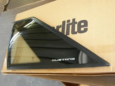 NOS 1987 1993 Ford Mustang Hatchback Quarter Window 1988 1989 1990 1991 1992 GT - Image 1 of 4