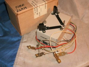HONEYWELL 30735083-002 ELECTR-O-VANE RELAY ASSEMBLY 30735083002 735083-2 - Picture 1 of 3