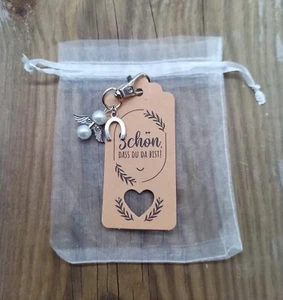 Schutzengel mit Hufeisen "Schön, das du da bist" im Geschenkbeutel - Bild 1 von 2