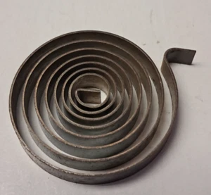 1941-50 Oldsmobile GM Carburetor Choke Thermostat Spring 6cyl 8cyl 415760 NOS - Picture 1 of 3