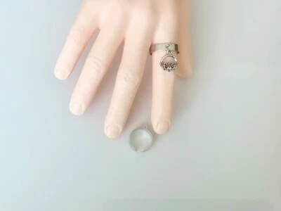 Claddagh Amor Amistad Lealtad Cuelga Dije Anillo Ajustable Punk Joyería Foto 1 de 3