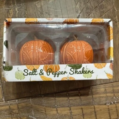 NUEVO Otoño Novedad Cerámica Calabaza Salero y Pimentero Set Acción de Gracias Foto 1 de 3