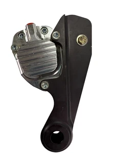GMA Harley Davidson Rear Break Caliper & Mount Bracket 2 Piston New Open Box - Foto 1 di 8