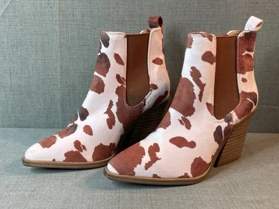 Barn Babe Boots Size 6.5 Brown and White Cow Spots Elastic Sides - Image 1 of 4