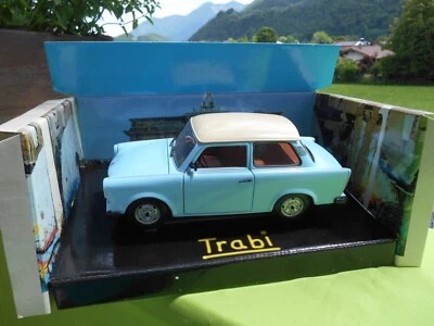 Vitesse Trabant 601 Limousine Light Blue 1:18 - Bild 1 von 4
