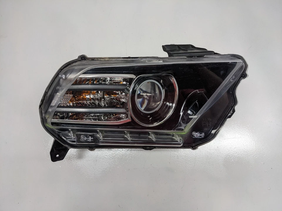 Faro delantero derecho pasajero ford mustang xenón 2013-2014 AJ2 Foto 1 de 4