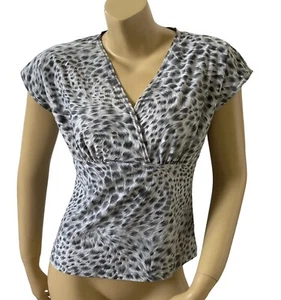 NO BOUNDARIES Womens Size Large (11/13) Y2K Vintage Animal Print V Neck Shirt - Picture 1 of 7