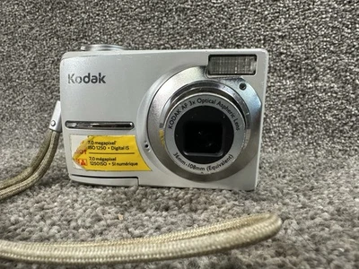Kodak EasyShare C713 7MP Digital Camera Tested Works White - Image 1 of 4