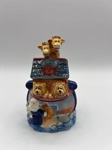 Noah's Ark Salt and Pepper Shakers Stacking Set, Ceramic, 3D - Picture 1 of 10