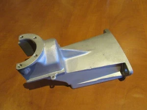 Carcasa trasera de caja de cambios para caja de cambios ZF S5-20 de 5 velocidades - ZF parte 1025 406 131 - Imagen 1 de 3