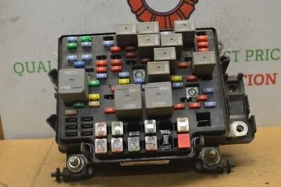 Chevrolet Tahoe 2000-2002 caja de fusibles unión 1520192802 módulo 92-11B7 Foto 1 de 4