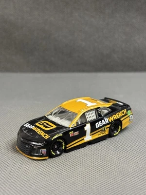 Suelto Jamie McMurray 2018 GearWrench 1/64 Diecast Foto 1 de 4