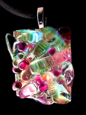 Colgante de vidrio fundido dicroico roto / pieza focal / hecho a mano - TL Gallego  Foto 1 de 4