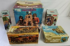 VINTAGE MEGO Planet of the Apes Catapult & Wagon Fortress Stallion Jail Box Lot