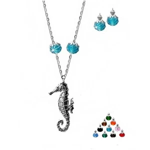 Juego de collar con dije de caballito de mar con cristal, elige color y clip o perforado - Imagen 1 de 15