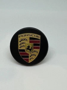 Porsche OEM 991 set of 4 center lock caps: black with logo - Picture 1 of 8