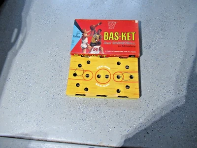 Juego de baloncesto vintage Cadaco Bas-ket Foto 1 de 2
