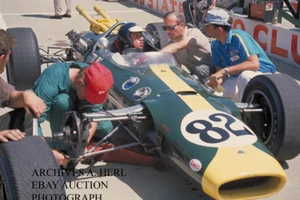 Lotus 33 1965 Indy 500 Indianapolis legendary race winner Jim Clark photo 6 - Picture 1 of 1