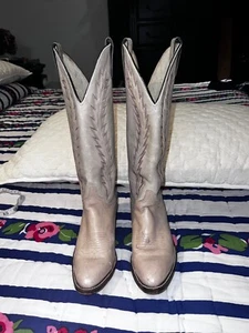 Abilene Tall Women's Cream Beige Color Leather Cowboy Western Boots Sz 8M MINT! - Picture 1 of 17