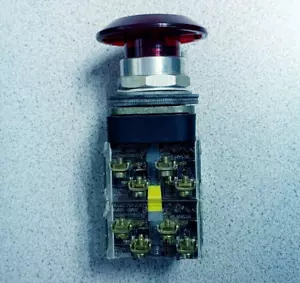 ALLEN-BRADLEY 800T-FXJQ24RA 24V RED ILLUMINATED E-STOP PUSHBUTTON NEW!! READ!! - Picture 1 of 2