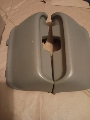 99-07 Chevy Silverado GMC Sierra cabina extendida cinturón de seguridad trasero cubierta gris par OEM Foto 1 de 4