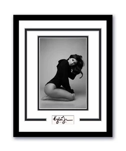 Kylie Jenner Autographed Signed 11x14 Framed Photo Hot Sexy ACOA - Picture 1 of 2
