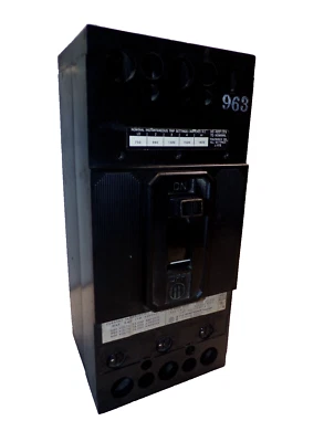 ITE 175 AMP 3 POLE CIRCUIT BREAKER  600 VAC / 250 VDC  FJ3-B175 - Image 1 of 4