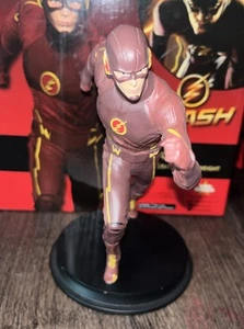 Icon Heroes The Flash Collectible Statue Limited Edition 2361/5000 COA included - Picture 1 of 6