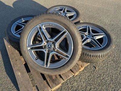 Orig. Mercedes Benz GLA GLB 19 Zoll AMG Felgen Bridgestone Winterreifen 247 - Bild 1 von 4