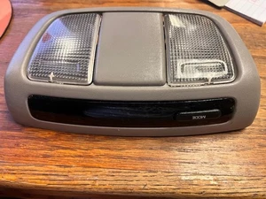 2002 2003 2004 Nissan Xterra Frontier Overhead Map Dome Light W/ Display Screen - Picture 1 of 3