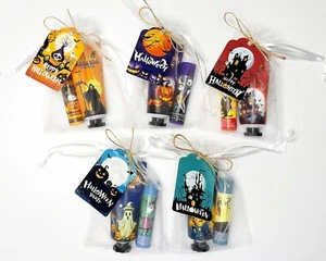 Halloween Lotion & Mystery Chapstick Set Hello Kitty Nightmare Before Christmas - Bild 1 von 6