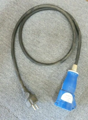 Mennekes 8004 3 Core Rubber Sheathed Cable 1.5M CEE To SCHUKO Plug 16A 3P 230V  - Image 1 of 4