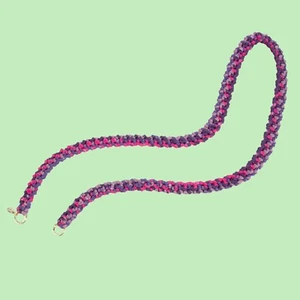 Lange Handykette gehäkelt in Lila, Rosa und Pink - Bild 1 von 1