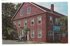 WHALING MUSEUM Building Scrimshaw Broad St NANTUCKET Massachusetts MA Postcard - Picture 1 of 2