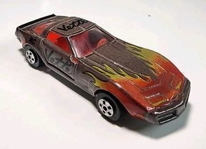 Road Champs Color Changer Gray w/Flames 82 Chevy Corvette Stingray 1/64 Diecast - Picture 1 of 11