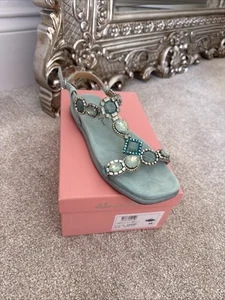 Alma En Pena Mint Suede Jewelled Sandals BNWT Size 6 (39) - Picture 1 of 3